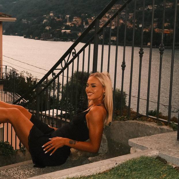 FOTO Alisha Lehmann 'zapalila' Oktoberfest; jedan detalj sve je otkrio o ljubavnom statusu...