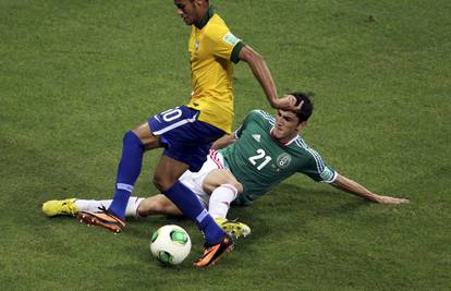 Neymar je opet zadivio svijet: Poigravao se s Meksikancima