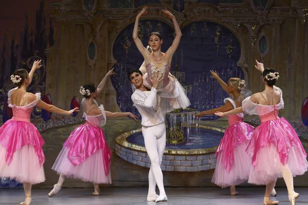Zagreb, 11.12.2021 - Orasar balet u izvedbi trupe Ukrainian Classical Ballet