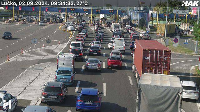 FOTO Kilometarska kolona na autocesti: Gužva na Lučkom, zastoj na A2, radovi na A3...