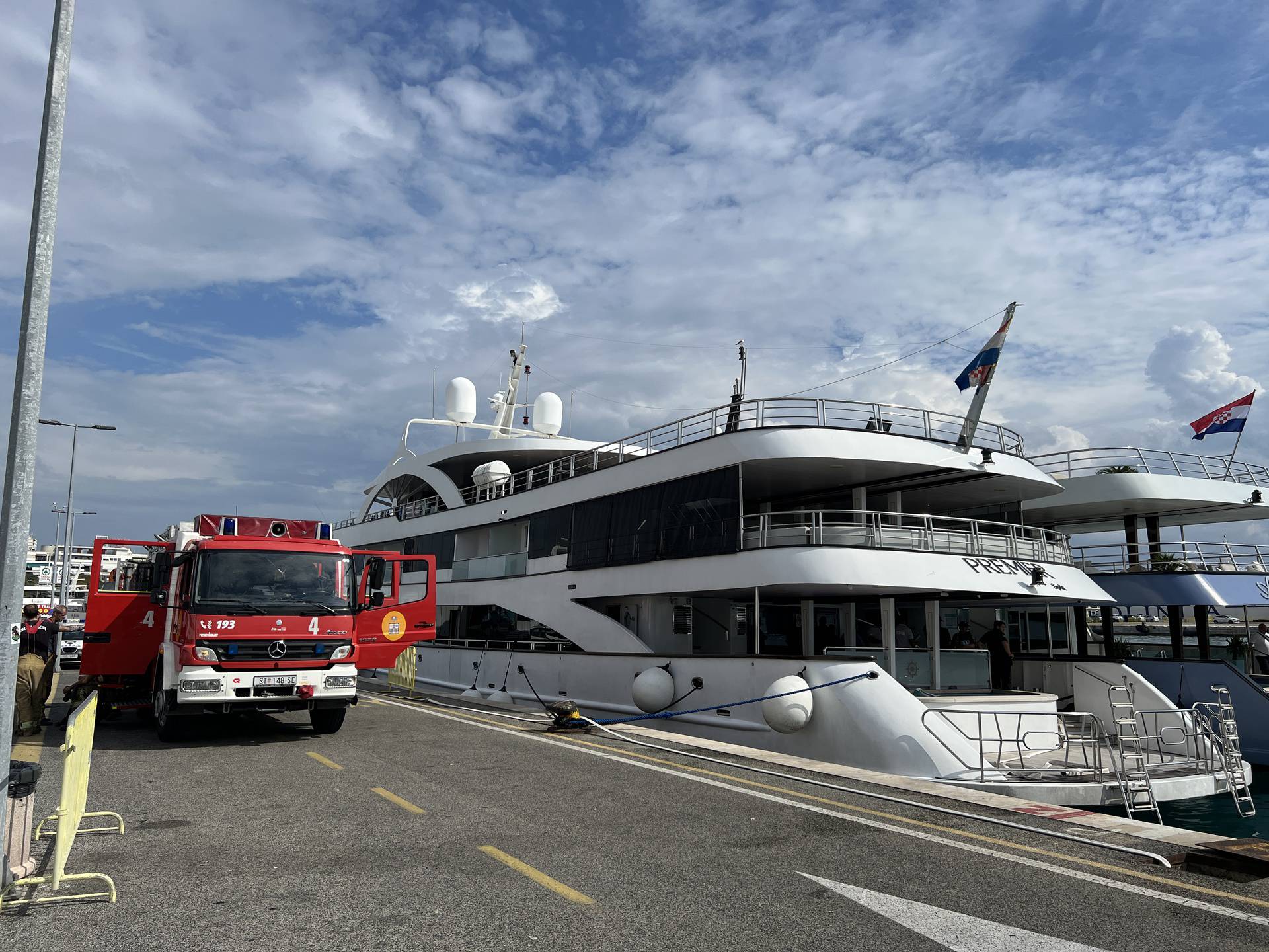 Split: Buknuo požar na brodu za krstarenje 