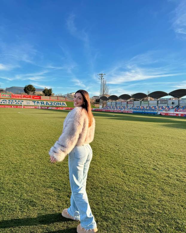 FOTO Rad, disciplina i par fotki koje 'otkriju previše'! Španjolka je zvijezda niželigaških terena