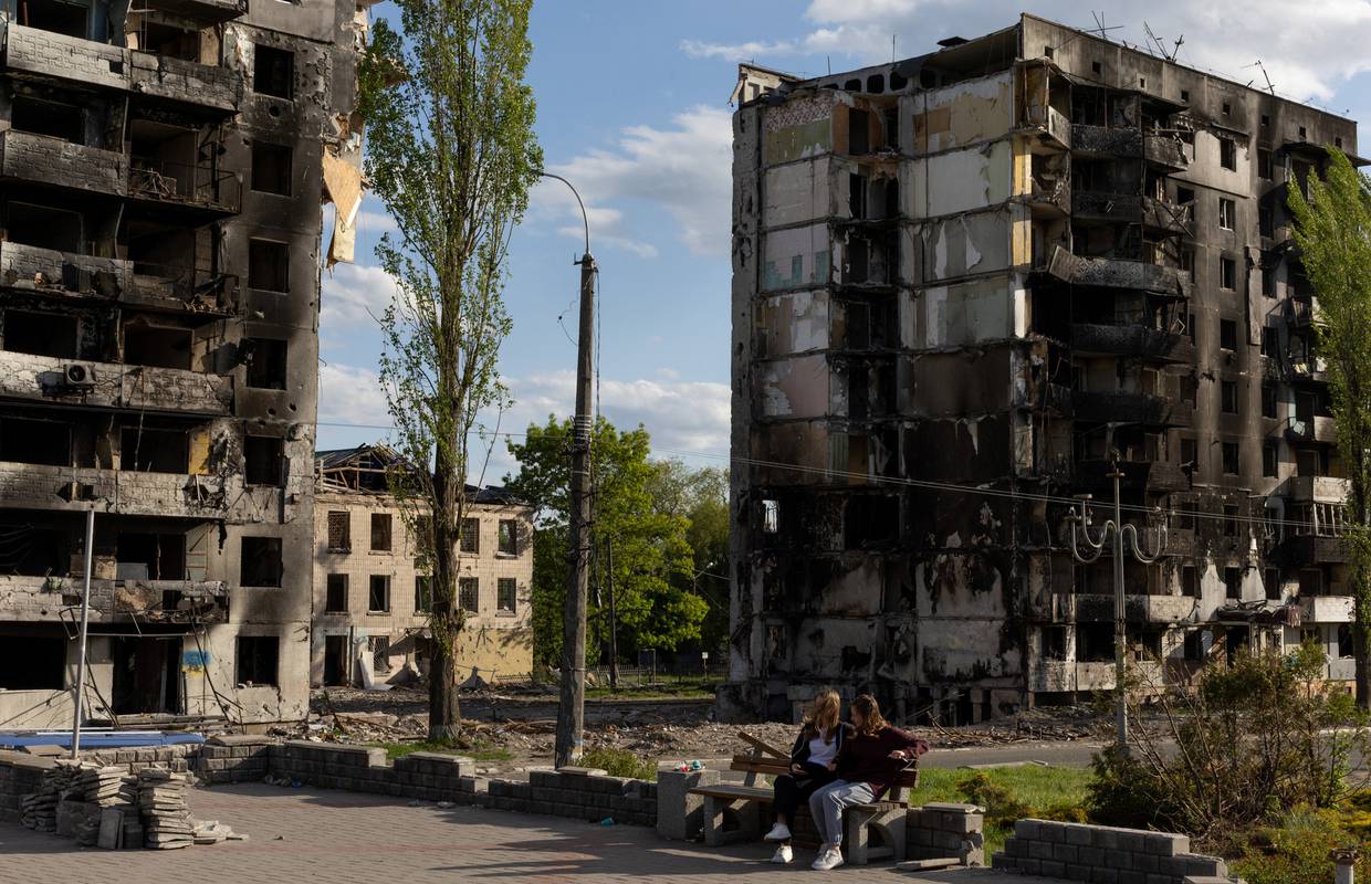 Dužnosnik: U Ruskom Napadu Na Luhansk Je Poginulo 13 Ljudi | 24sata