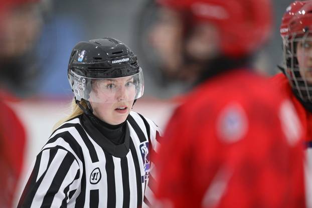 Zagreb:  Susret Hrvatske i Srbije na Svjetskom prvenstvu u hokeju za žene divizije III