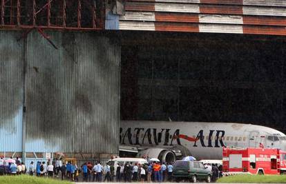Indonezija: U padu vojnog aviona poginula 24 putnika