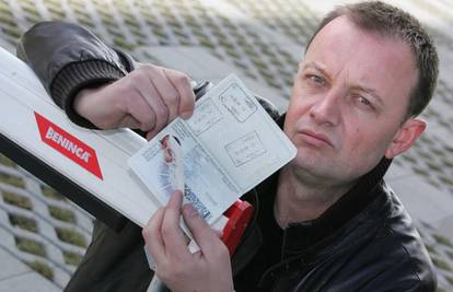'Slovenski policajci su mi poderali sliku na putovnici'
