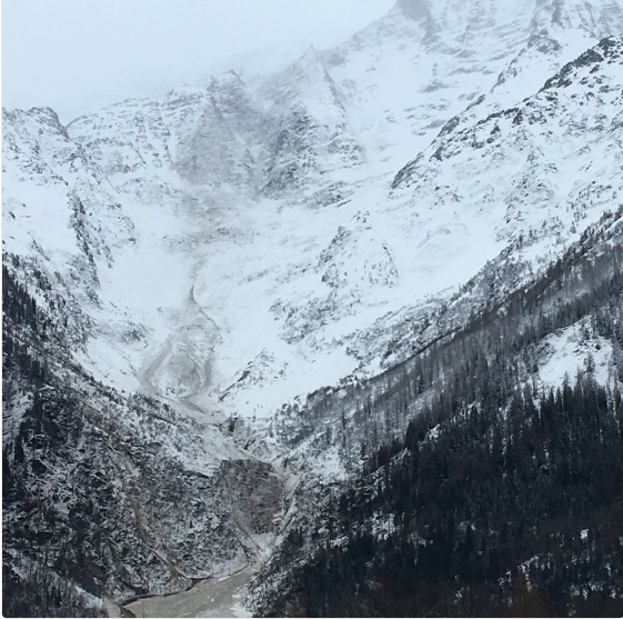 Evakuirali više od 100 koliba: Chamonix strahuje od lavina