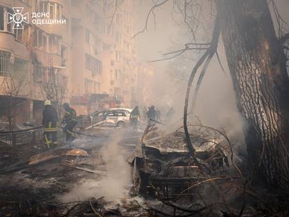 FOTO UŽASA Rusi napali Odesu, ubili najmanje 10 civila i ranili preko 40. Među njima i dijete