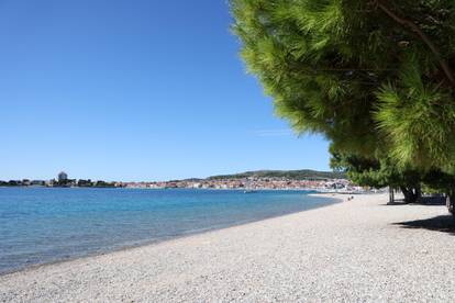 FOTO Stigla jesen, a plaže u Dalmaciji skroz puste i prazne