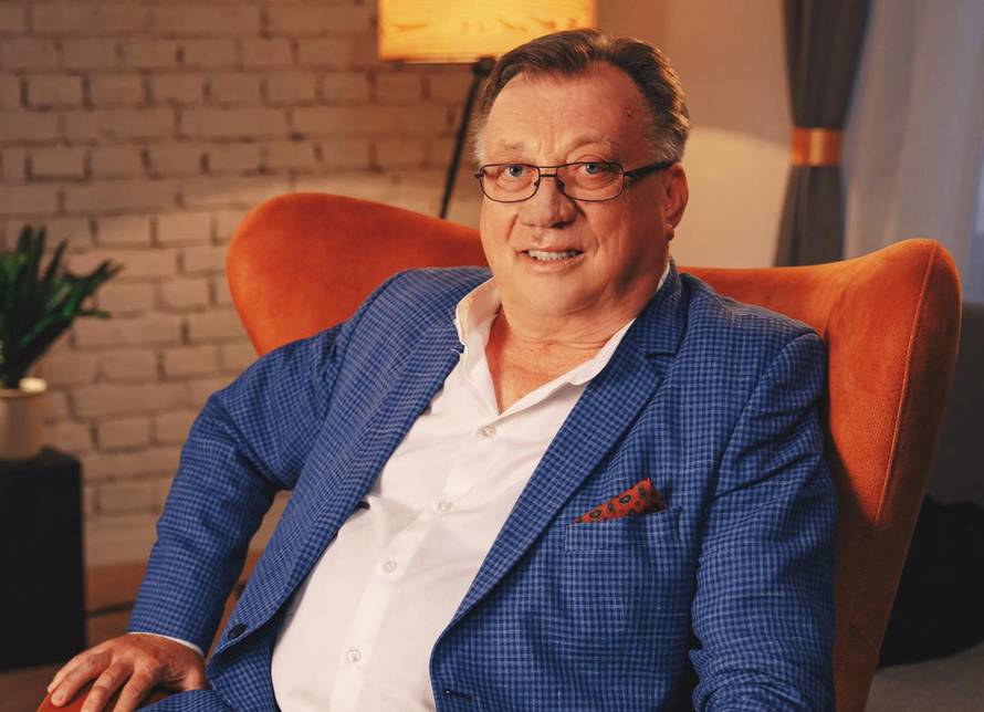 Halid Bešlić: 'Ne želim pjevati dok ljudi leže po bolnicama, nema tih para, sve sam odbio'