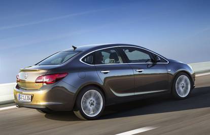 U salonima od listopada: Opel Astra dobila limuzinsku verziju