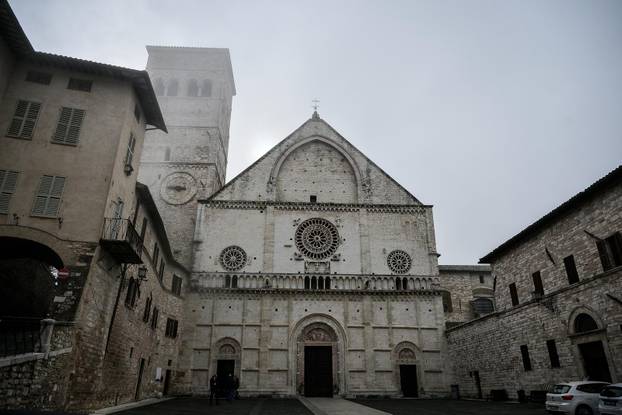 24sata Mnogobrojni hodočasnici pohodili su grad Assisi povodom obljetnice smrti Franje Asiškog