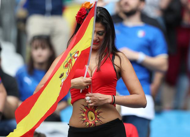 Italy v Spain - EURO 2016 - Round of 16