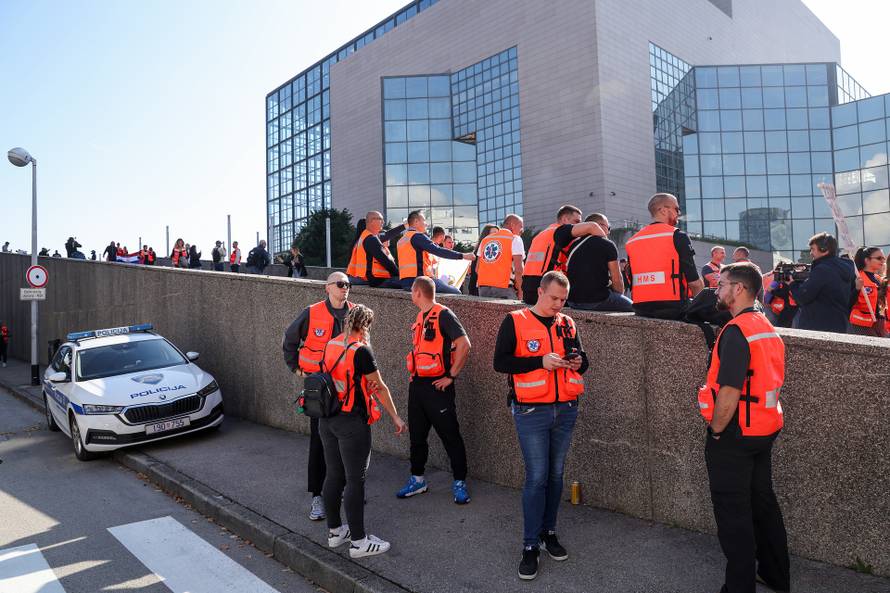 Zagreb: Prosvjed djelatnika zavoda za Hitnu medicinu