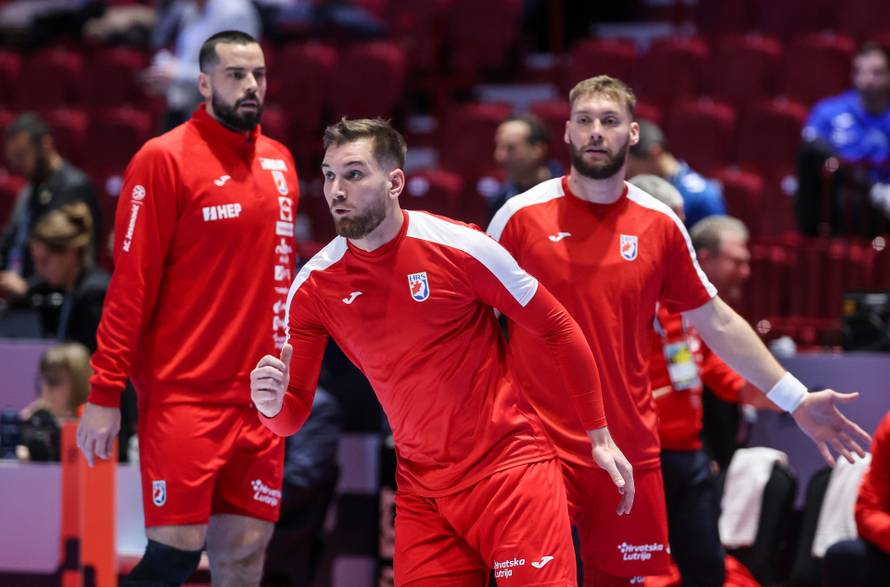 Malmo: Zagrijavanje igrača prije utakmice Hrvatske protiv Slovenije u drugom krugu EHF Europskog prvenstva