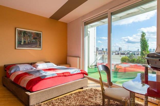 Na Trešnjevci prodaju luksuzni penthouse: Ima jacuzzi na terasi i profesionalni vrt! Ovo je cijena