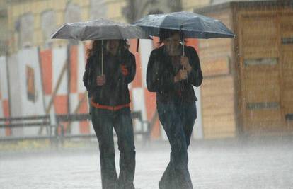 Jače naoblačenje s kišom, sjever Jadrana olujna bura