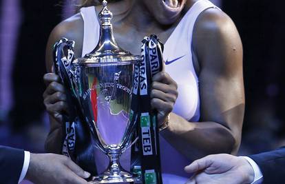 Serena Williams pobijedila Li i četvrti put uzela završni turnir