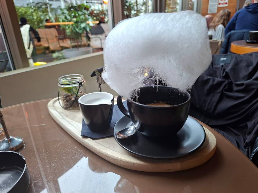 Kavu s oblakom možete popiti u Zagrebu: Evo u čemu je fora