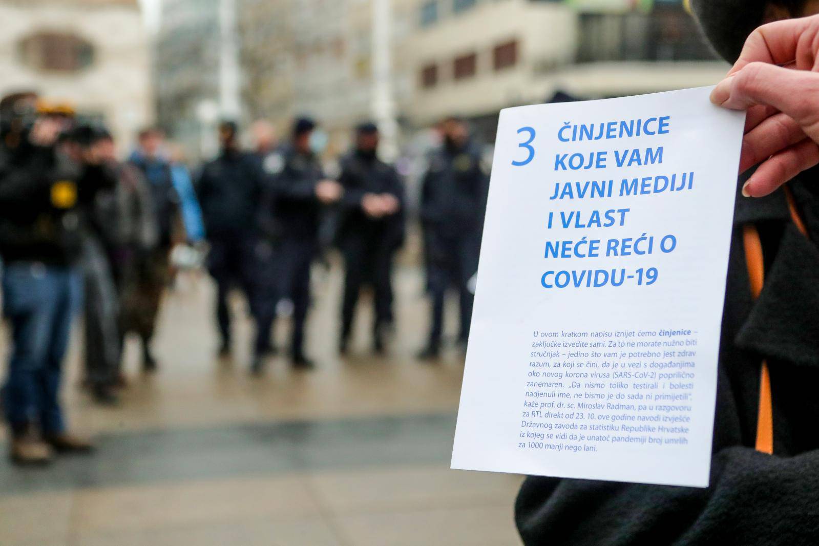 Zagreb: Na Trgu bana Jelačića počeo je prosvjed protiv mjera