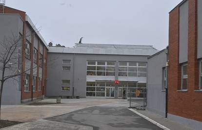 U velikom broju škola u Srbiji danas nema nastave: Učitelji stali uz studentske blokade