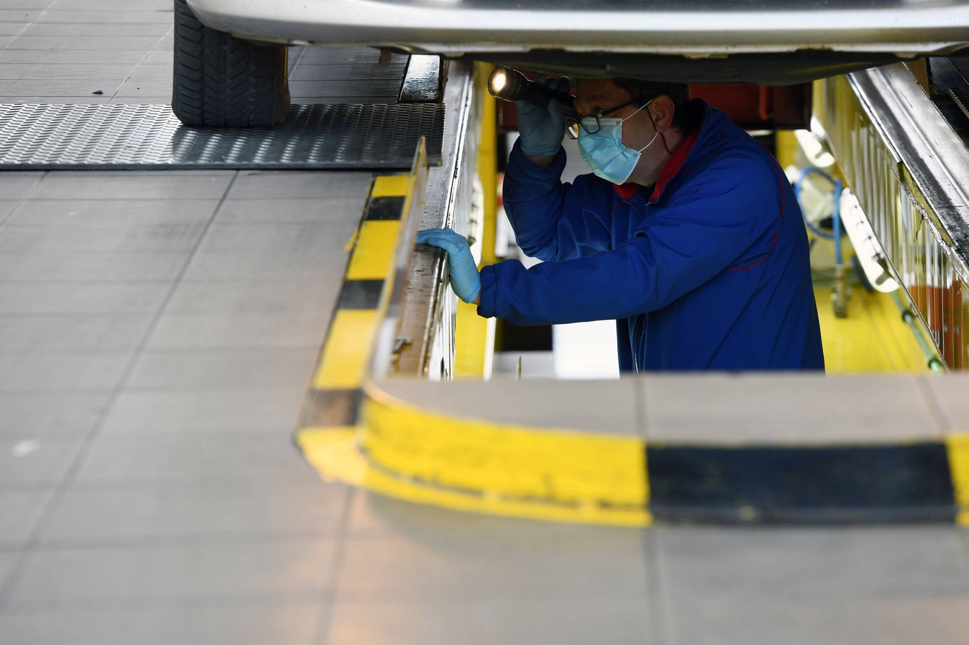 Na tehničkom pregledu auto može pasti i zbog loših guma