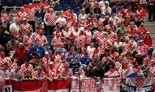 Uniline: charteri za utakmicu Kauboja u Stockholmu