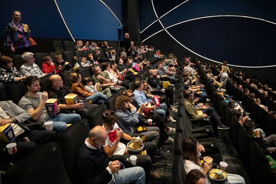 Star Wars: Mandalorian i Grogu  oduševio sve generacije