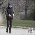 Severinin svekar joggira uz psa Paka: Nikuda ne ide bez zaštite