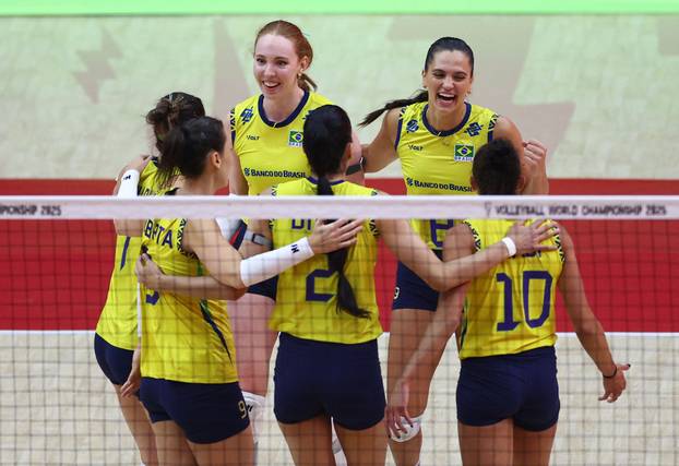 Women's World Championships - Semi Final - Italy v Brazil