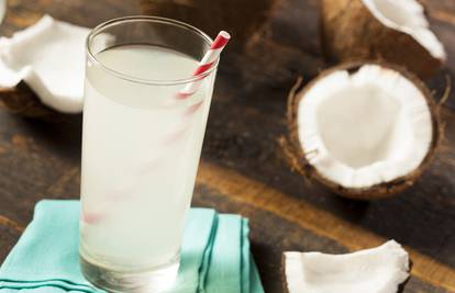 Zašto je kokosova voda tako dobra? Odlična je za naše tijelo