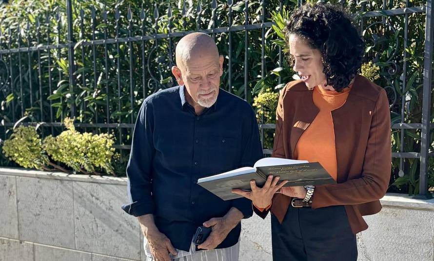 FOTO John Malkovich oduševljen Malim Lošinjem: 'Vraćam se ponovno s obitelji'