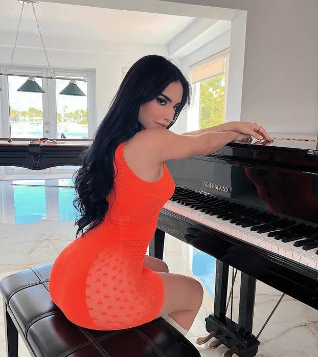 FOTO Ona je popularnija i od Georgine Rodriguez! Mreže 'gore' zbog ove ljepotice...