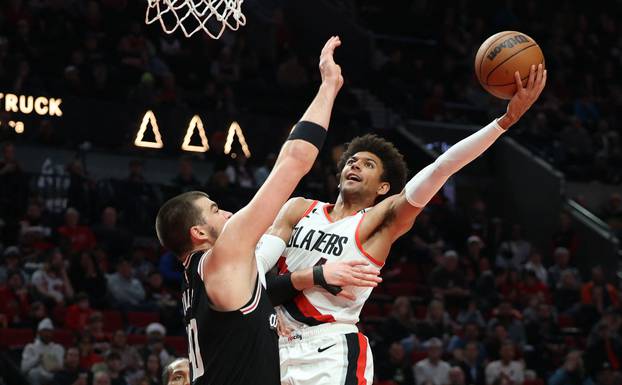 NBA: Los Angeles Clippers at Portland Trail Blazers