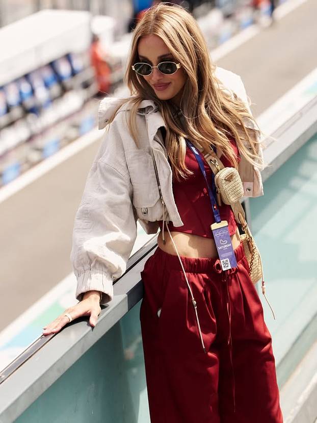 FOTO Svi su ludi za njom! Evo kako je mama četvero djece postala Instagram senzacija