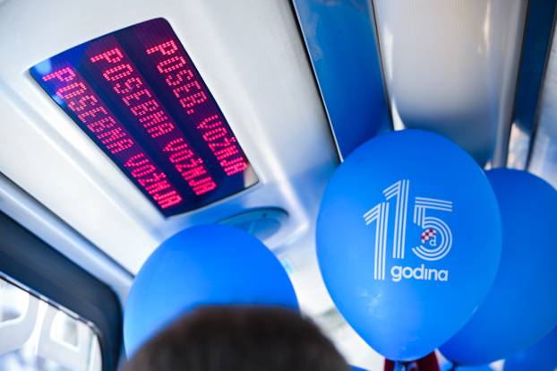 Zagreb: Proslava 115. rođendana GNK Dinamo uz vožnju rođendanskim tramvajem 