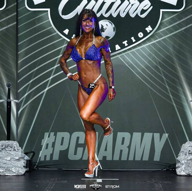 FOTO Superbaka iz Londona: Ljepša sam i uspješnija nego kad sam imala 20 godina!