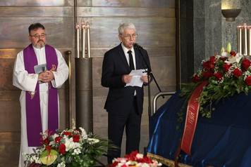 Zagreb: Posljednji ispra&cacute;aj Marinka Colnaga na Krematorija