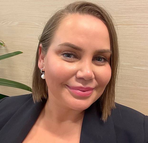 FOTO Jelenu je zlostavljao otac, dobivala je i vraćala kilograme: 'Brutalno me tukao šakama'