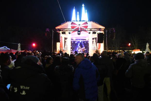 Bjelovar: Vlado Klember nastupio na dočeku Nove Godine