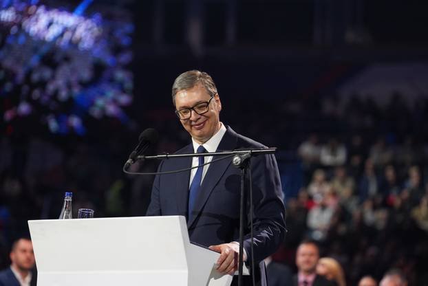 U Beogradskoj Areni održan je skup Srpske napredne stranke "Srbija - naša obitelj"
