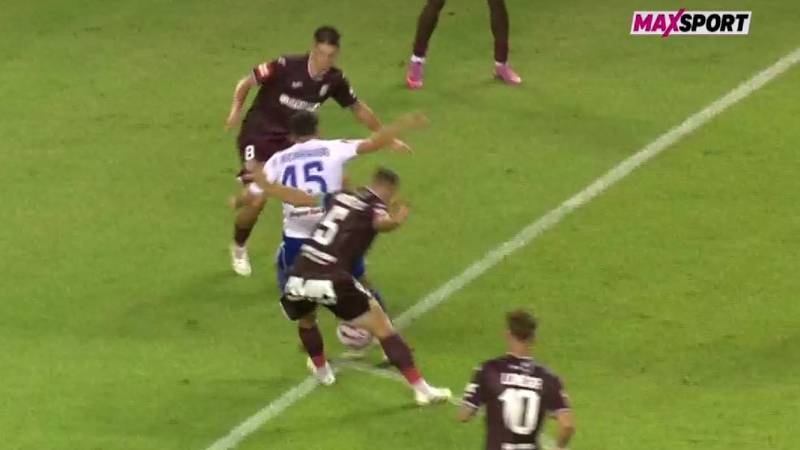 VIDEO VAR se uključio i Hajduku dao penal, Istra šokirala Poljud! Karačić u drami junak Splićana