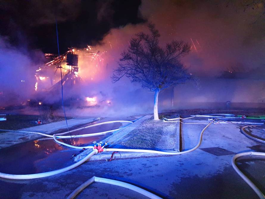 Vatrogasci iz Čateža: Kolege iz Krškog pozvane su zbog klora