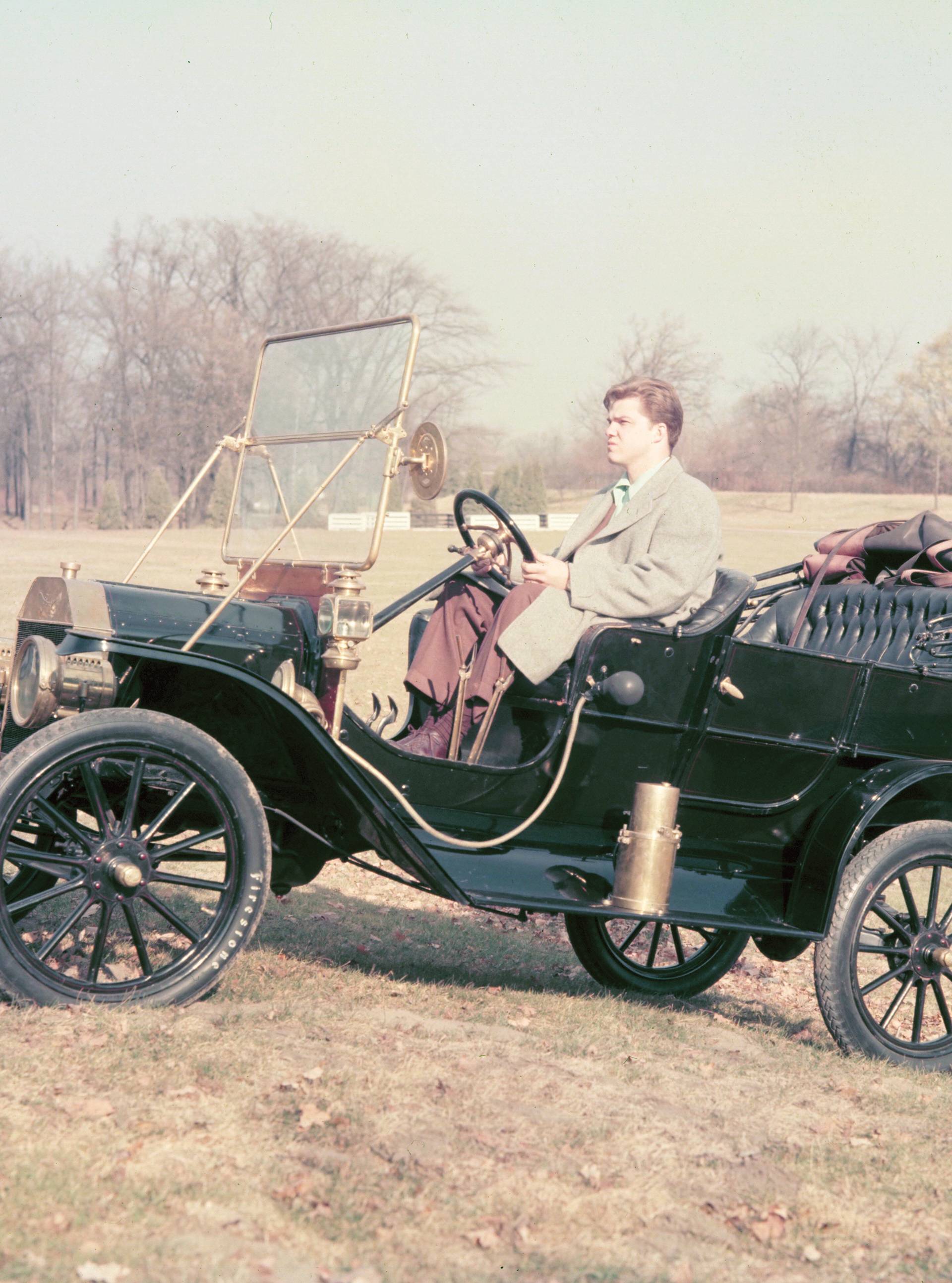 Model T - The Tin Lizzie (1908)