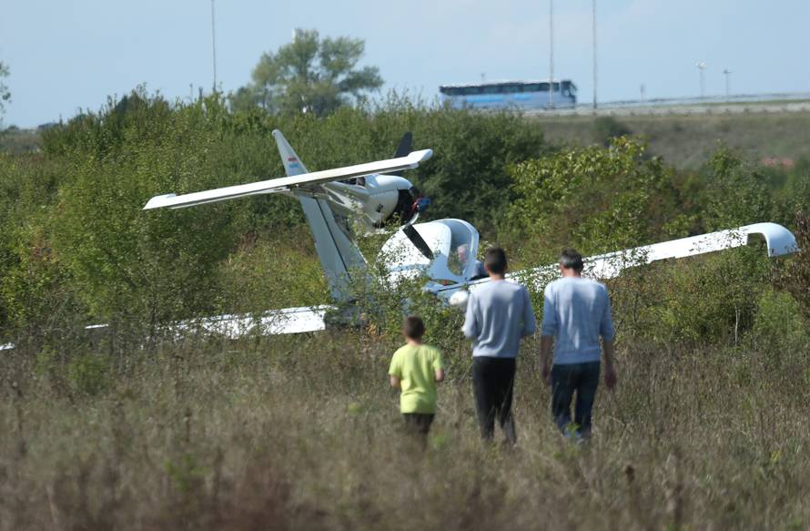 'Kopam ja vrt  kad ono - pade avion. Čuo sam udarac i lom...'