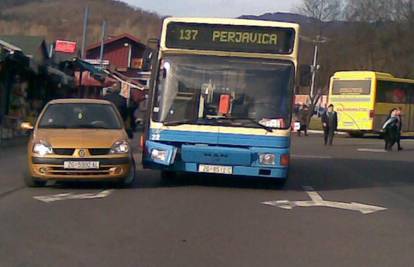 Sudario se s autobusom ZET-a pa su se nagodili