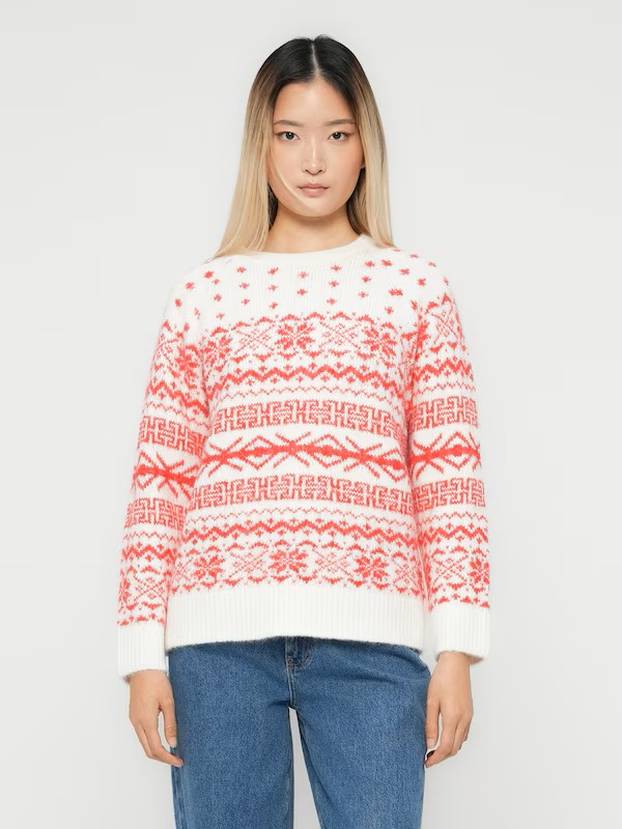 Najbolje 'ružne' božićne veste i pidžame u ponudi trgovina