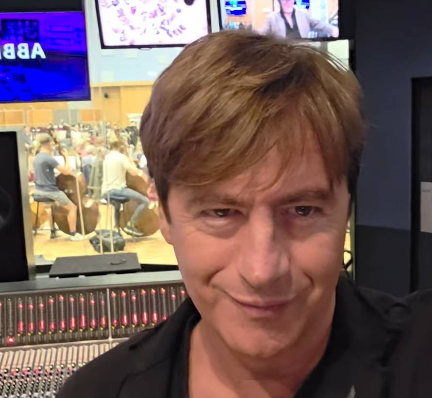 Boris Novković: Drhtao sam od ponosa dok sam pjevao očeve pjesme u slavnom Abbey Roadu