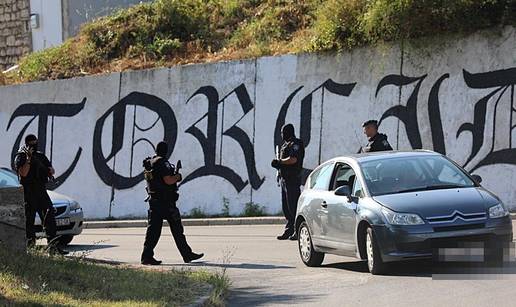 Policija zna tko je pucao na taksista, ali jo&scaron; tra&zcaron;e napada&ccaron;e