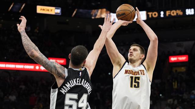 NBA: Denver Nuggets at San Antonio Spurs